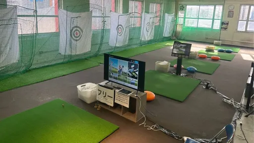 京橋駅前ゴルフスクール