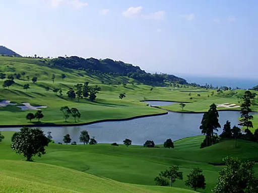 青島ゴルフ倶楽部【アコーディア・ゴルフ】